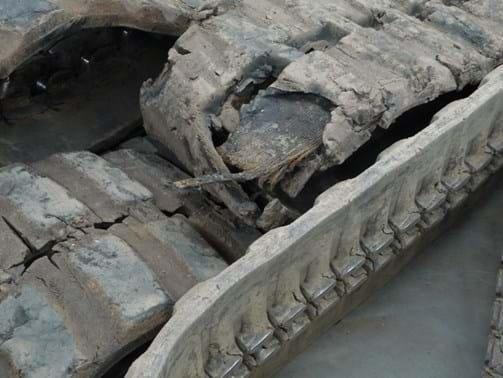 Track delamination under load